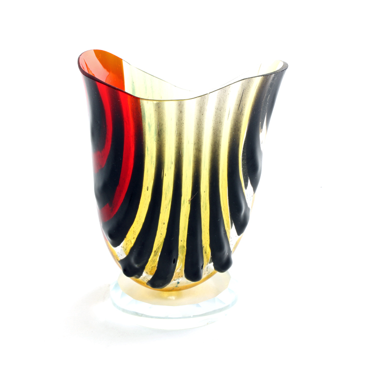 Lueurs enfouies. 8 cm x 7 cm x 4 cm. CAD 125